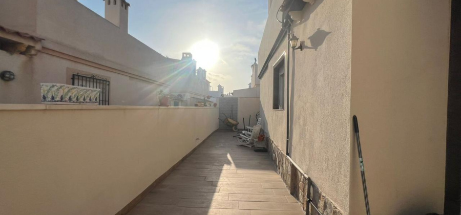 Torrevieja, Alicante, 2 Bedrooms Bedrooms, ,1 BathroomBathrooms,Villa,Resale,0,7563294812349065