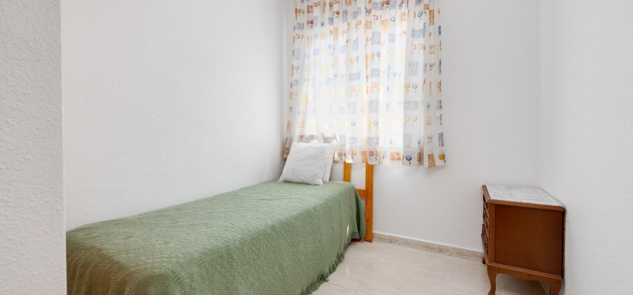 Torrevieja, Alicante, 3 Bedrooms Bedrooms, ,1 BathroomBathrooms,Apartment,Resale,0,75632236526256832