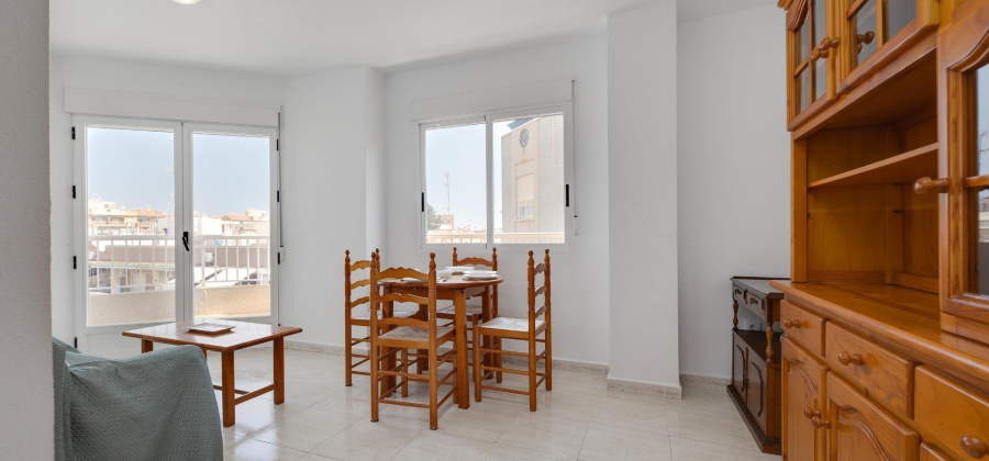 Torrevieja, Alicante, 3 Bedrooms Bedrooms, ,1 BathroomBathrooms,Apartment,Resale,0,75632236526256832