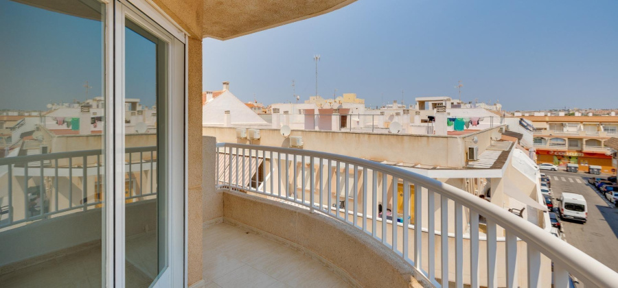 Torrevieja, Alicante, 3 Bedrooms Bedrooms, ,1 BathroomBathrooms,Apartment,Resale,0,75632236526256832