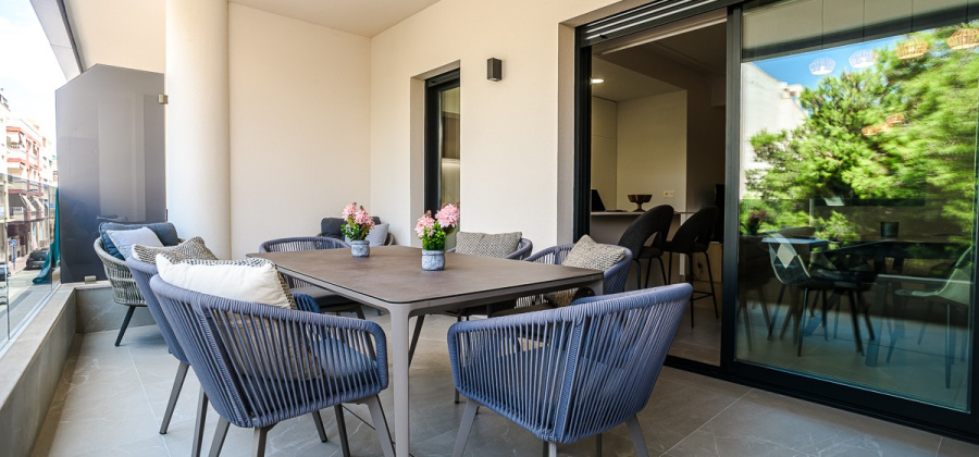 Torrevieja, Alicante, 2 Bedrooms Bedrooms, ,2 BathroomsBathrooms,Apartment,Resale,0,103536307200448608