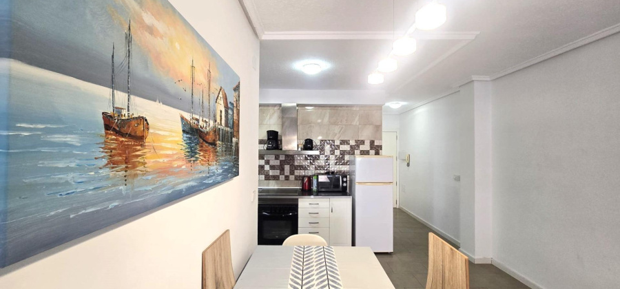 Torrevieja, Alicante, 3 Bedrooms Bedrooms, ,1 BathroomBathrooms,Apartment,Resale,0,75632104179476048