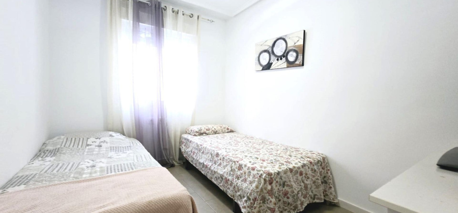 Torrevieja, Alicante, 3 Bedrooms Bedrooms, ,1 BathroomBathrooms,Apartment,Resale,0,75632104179476048