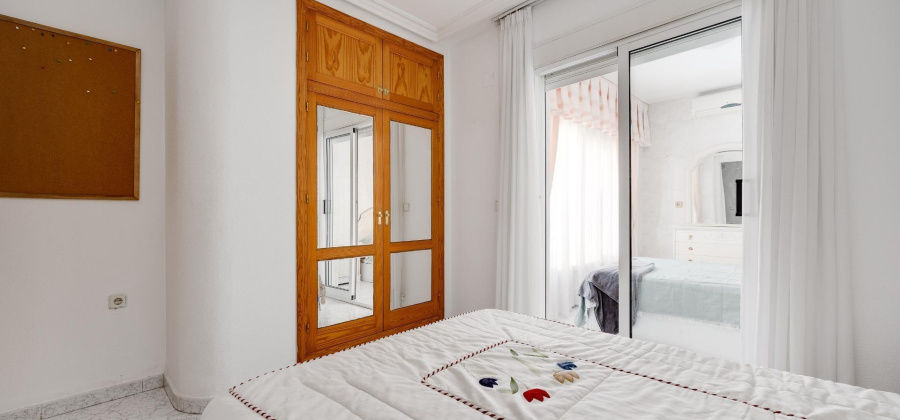 Torrevieja, Alicante, 2 Bedrooms Bedrooms, ,1 BathroomBathrooms,Apartment,Resale,0,75632246314657888