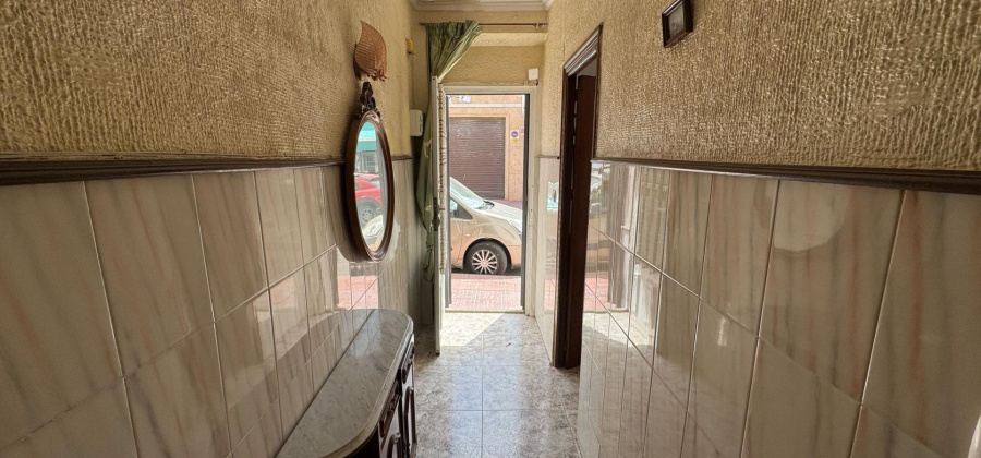 Torrevieja, Alicante, 3 Bedrooms Bedrooms, ,1 BathroomBathrooms,Villa,Resale,0,75632147388860480