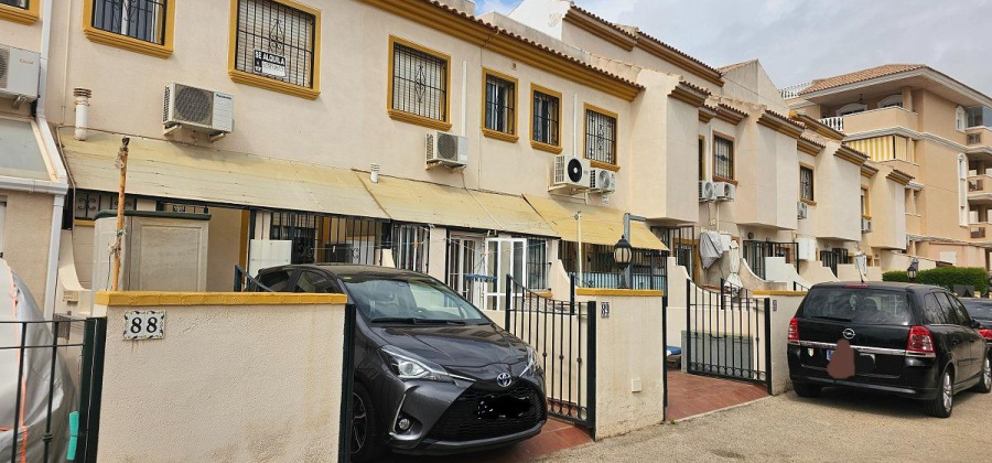 Orihuela Costa, Alicante, 2 Bedrooms Bedrooms, ,2 BathroomsBathrooms,Bungalow,Resale,0,75632631788321648 Orihuela Costa, Alicante, 2 Bedrooms Bedrooms, ,2 BathroomsBathrooms,Bungalow,Resale,0,75632631788321648