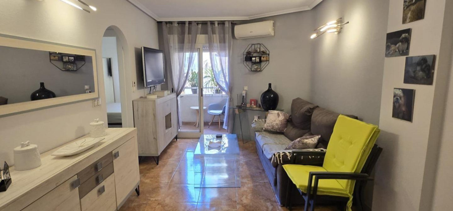 Torrevieja, Alicante, 2 Bedrooms Bedrooms, ,1 BathroomBathrooms,Apartment,Resale,0,75632221599876544