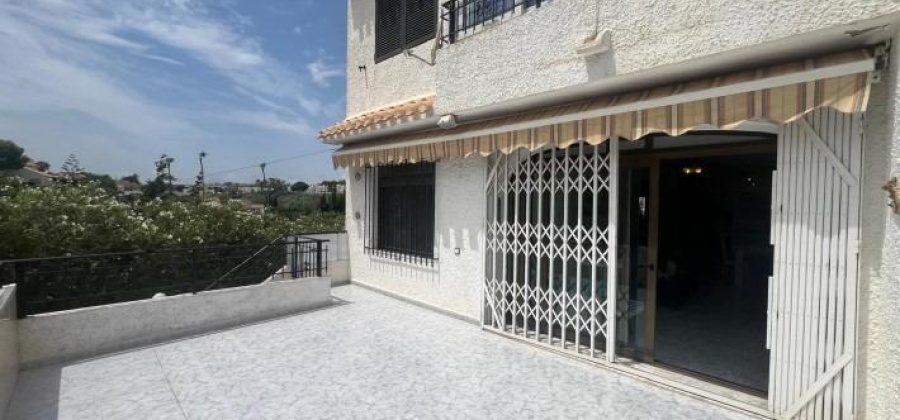 Torrevieja, Alicante, 3 Bedrooms Bedrooms, ,1 BathroomBathrooms,Apartment,Resale,0,75632237052590000