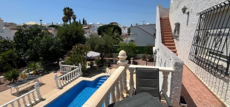 Torrevieja, Alicante, 3 Bedrooms Bedrooms, ,3 BathroomsBathrooms,Villa,Resale,0,75632589343070368