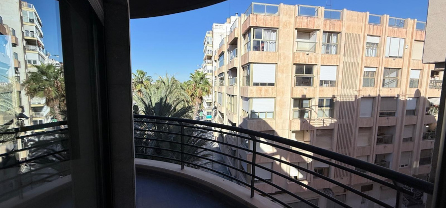 Torrevieja, Alicante, 3 Bedrooms Bedrooms, ,2 BathroomsBathrooms,Apartment,Resale,0,75632169738532272