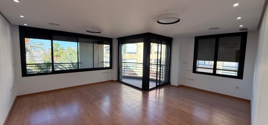 Torrevieja, Alicante, 3 Bedrooms Bedrooms, ,2 BathroomsBathrooms,Apartment,Resale,0,75632169738532272