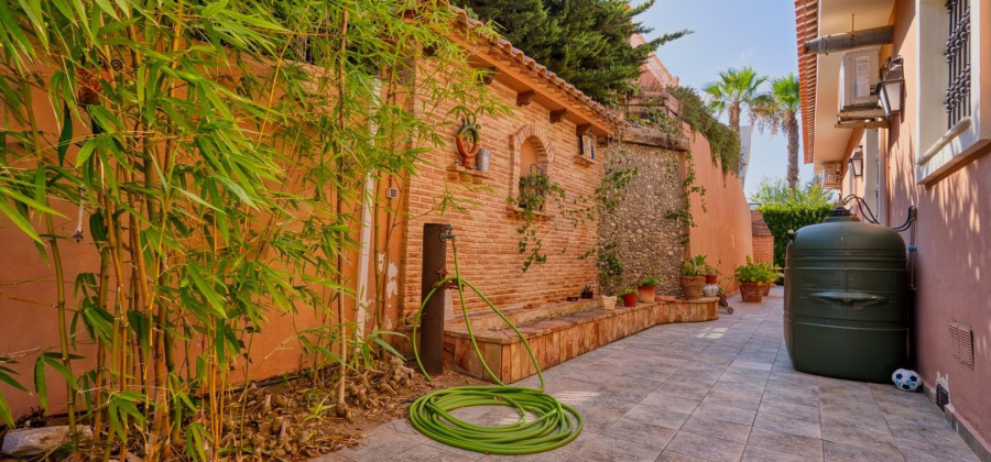 Torrevieja, Alicante, 4 Bedrooms Bedrooms, ,3 BathroomsBathrooms,Villa,Resale,0,75632240519194800