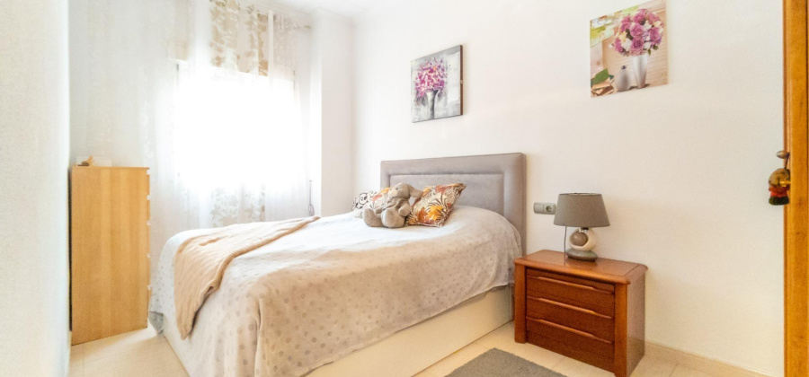 Torrevieja, Alicante, 2 Bedrooms Bedrooms, ,1 BathroomBathrooms,Apartment,Resale,0,75632345319197024