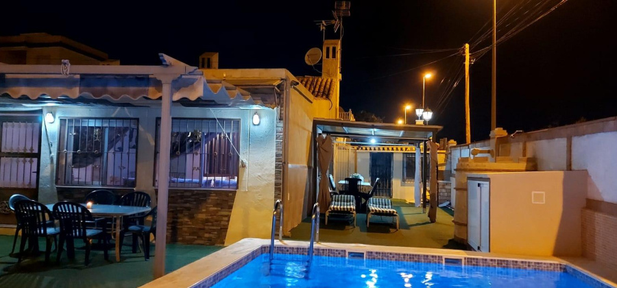 Orihuela Costa, Alicante, 2 Bedrooms Bedrooms, ,1 BathroomBathrooms,Villa,Resale,0,75632217038742736