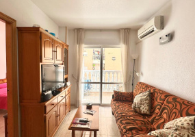 Torrevieja, Alicante, 2 Bedrooms Bedrooms, ,1 BathroomBathrooms,Apartment,Resale,0,75632236770727744