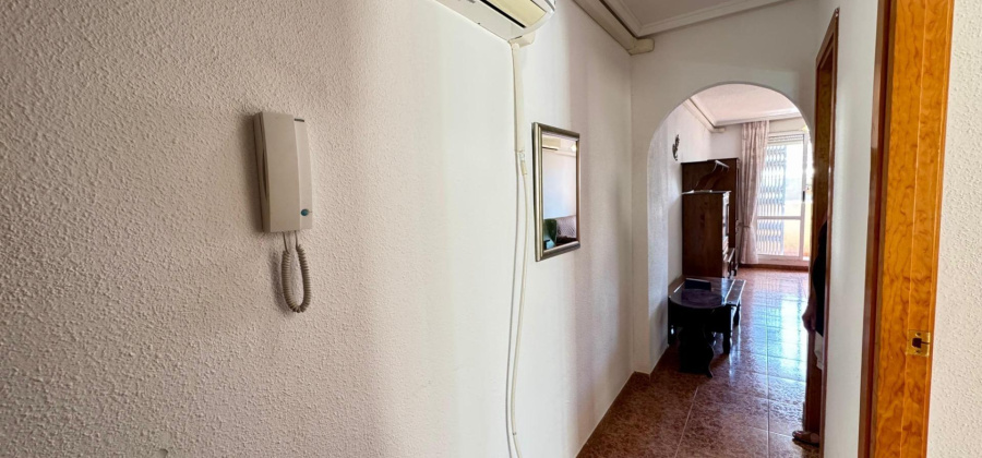 Torrevieja, Alicante, 2 Bedrooms Bedrooms, ,1 BathroomBathrooms,Apartment,Resale,0,75632412862166208