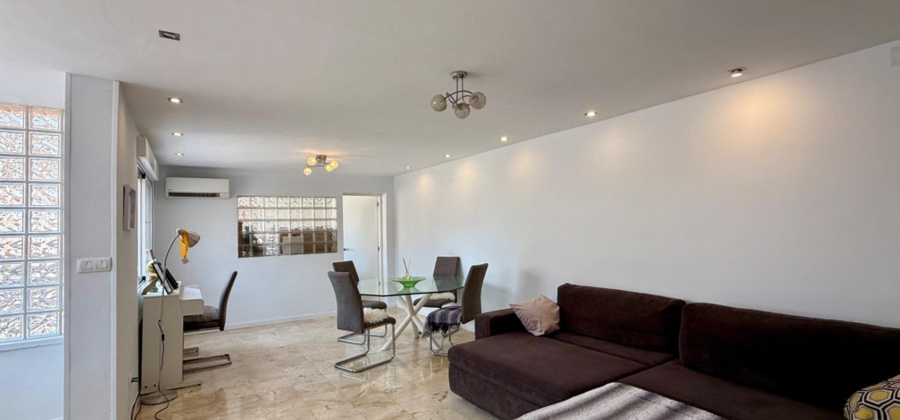 Torrevieja, Alicante, 5 Bedrooms Bedrooms, ,2 BathroomsBathrooms,Villa,Resale,0,75632176473811616