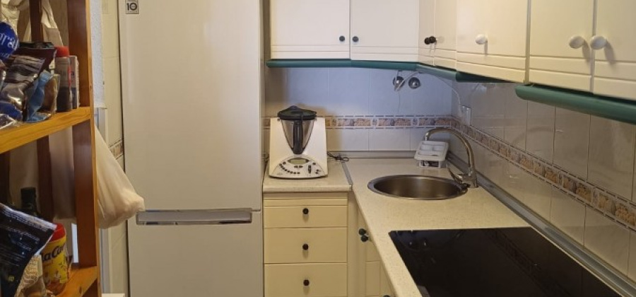 Torrevieja, Alicante, 1 Bedroom Bedrooms, ,1 BathroomBathrooms,Apartment,Resale,0,202005206434372064