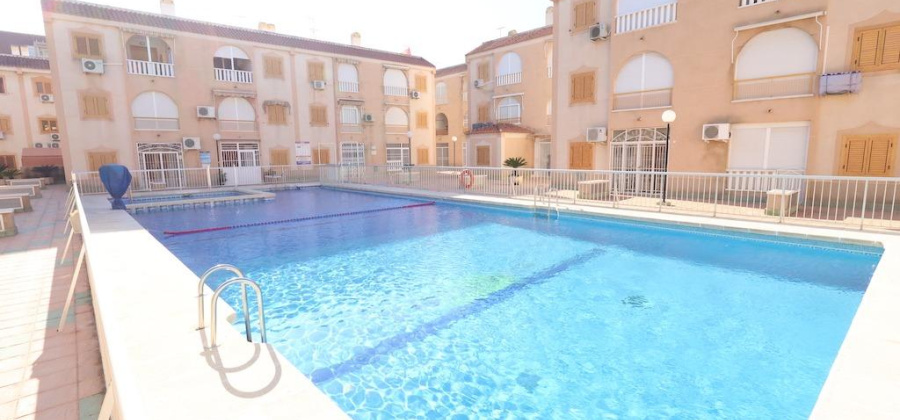 Torrevieja, Alicante, 3 Bedrooms Bedrooms, ,1 BathroomBathrooms,Apartment,Resale,0,209924104457193088