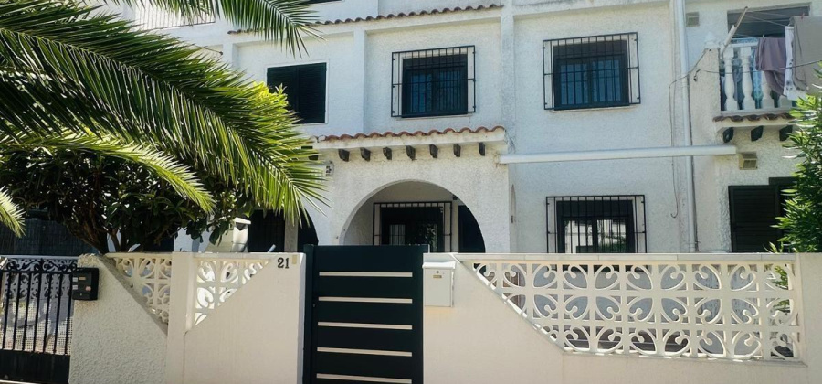 Torrevieja, Alicante, 3 Bedrooms Bedrooms, ,2 BathroomsBathrooms,Townhouse,Resale,0,7563294594583201 Torrevieja, Alicante, 3 Bedrooms Bedrooms, ,2 BathroomsBathrooms,Townhouse,Resale,0,7563294594583201