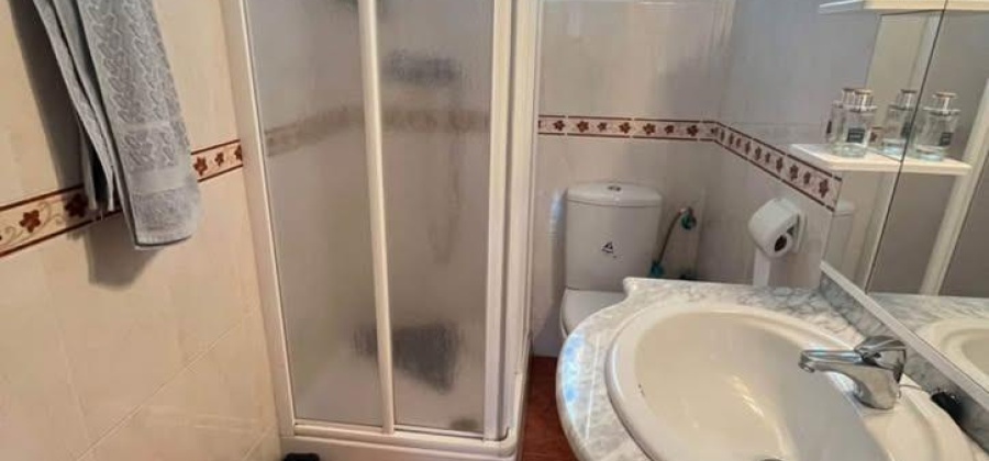 Torrevieja, Alicante, 3 Bedrooms Bedrooms, ,1 BathroomBathrooms,Apartment,Resale,0,75632212627637344