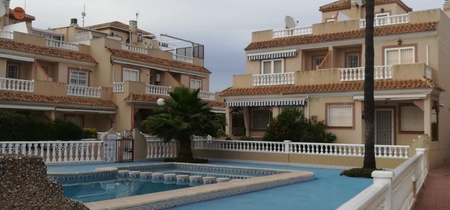 Torrevieja, Alicante, 2 Bedrooms Bedrooms, ,2 BathroomsBathrooms,Bungalow,Resale,0,7563286790668896