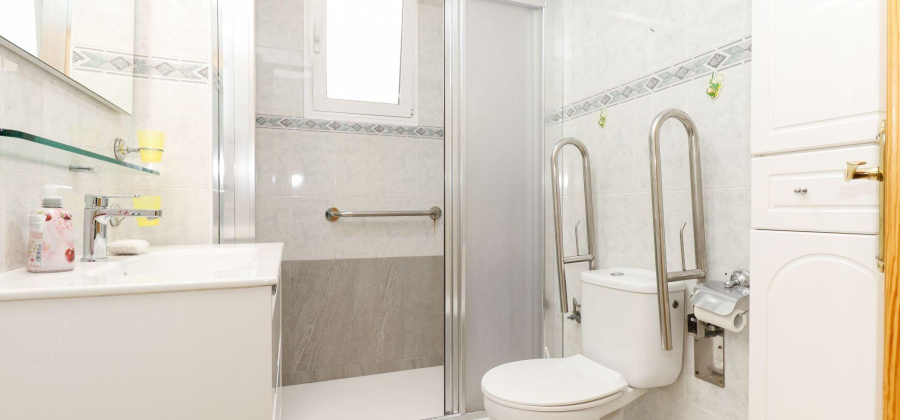 Torrevieja, Alicante, 3 Bedrooms Bedrooms, ,2 BathroomsBathrooms,Apartment,Resale,0,75632425226320320