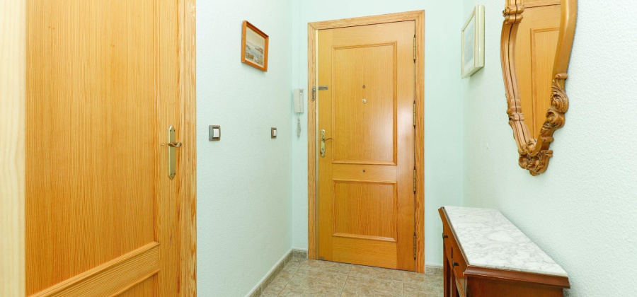 Torrevieja, Alicante, 3 Bedrooms Bedrooms, ,2 BathroomsBathrooms,Apartment,Resale,0,75632425226320320