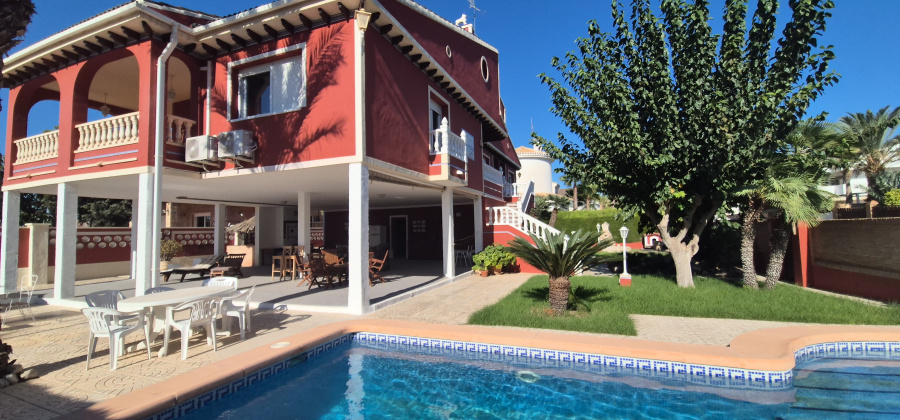 Dehesa de Campoamor, Alicante, 5 Bedrooms Bedrooms, ,5 BathroomsBathrooms,Villa,Resale,0,944341