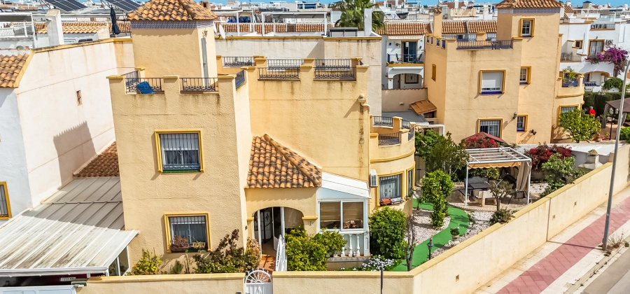 Orihuela Costa, Alicante, 3 Bedrooms Bedrooms, ,2 BathroomsBathrooms,Villa,Resale,0,328216244965681728