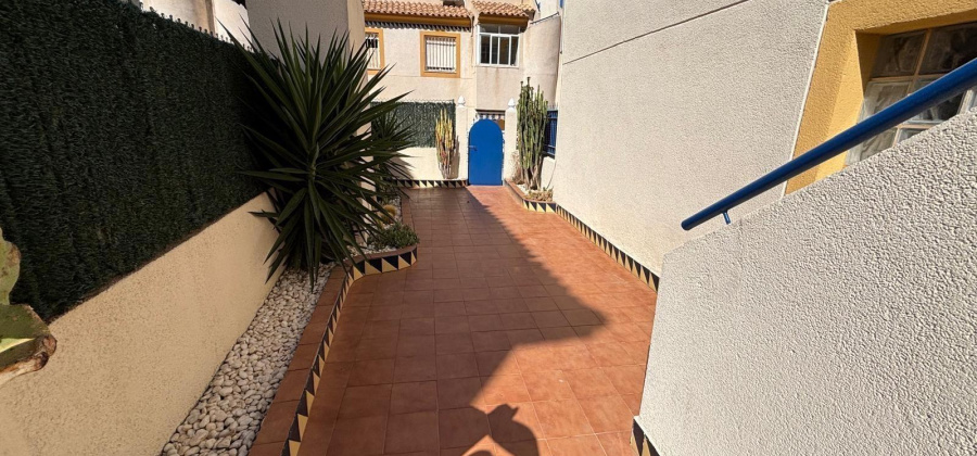 Torrevieja, Alicante, 3 Bedrooms Bedrooms, ,2 BathroomsBathrooms,Bungalow,Resale,0,75632374519907232