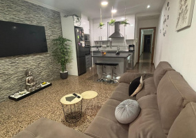 Elche, Alicante, 3 Bedrooms Bedrooms, ,2 BathroomsBathrooms,Apartment,Resale,0,7563290262571634