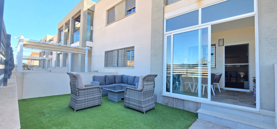 Torrevieja, Alicante, 2 Bedrooms Bedrooms, ,2 BathroomsBathrooms,Apartment,Resale,0,99968108486165888