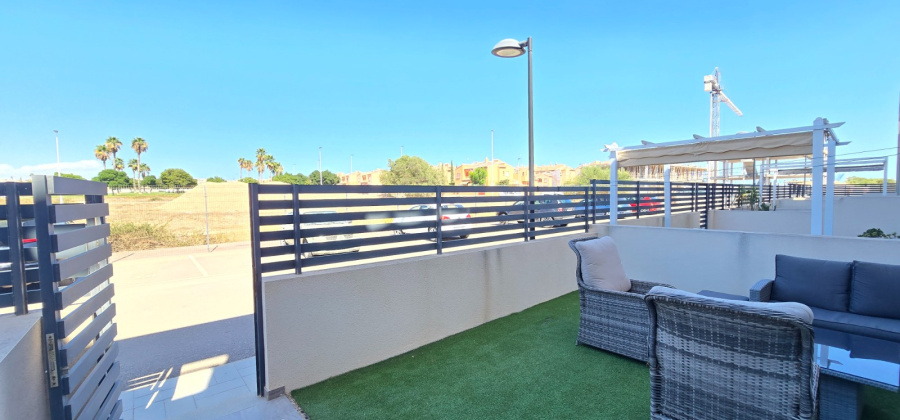 Torrevieja, Alicante, 2 Bedrooms Bedrooms, ,2 BathroomsBathrooms,Apartment,Resale,0,99968108486165888