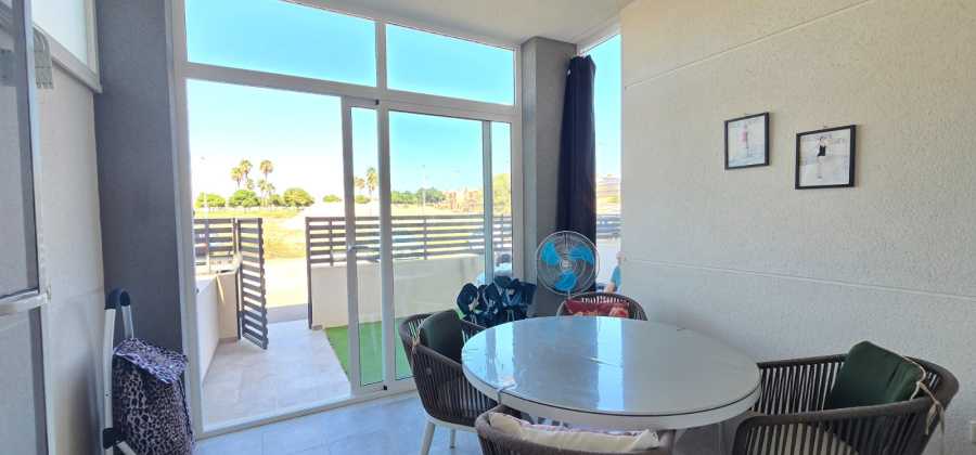 Torrevieja, Alicante, 2 Bedrooms Bedrooms, ,2 BathroomsBathrooms,Apartment,Resale,0,99968108486165888