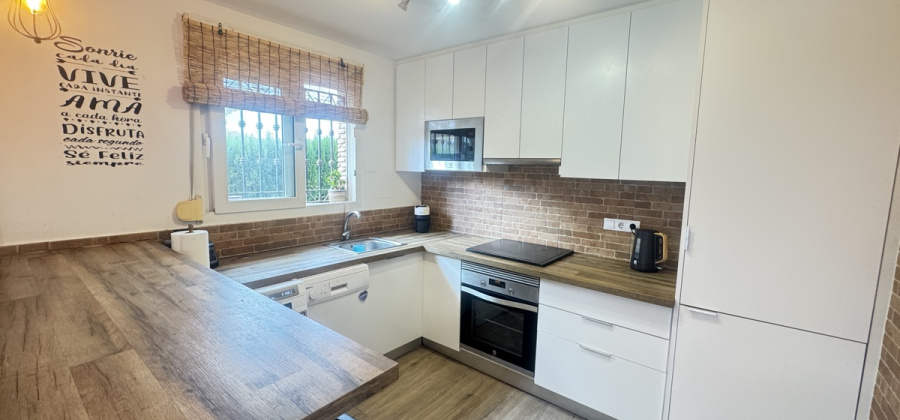 Playa Flamenca, Alicante, 4 Bedrooms Bedrooms, ,2 BathroomsBathrooms,Townhouse,Resale,0,103186370515792512 Playa Flamenca, Alicante, 4 Bedrooms Bedrooms, ,2 BathroomsBathrooms,Townhouse,Resale,0,103186370515792512