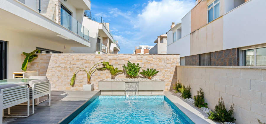 Guardamar del Segura, Alicante, 4 Bedrooms Bedrooms, ,4 BathroomsBathrooms,Villa,New,0,20955979226182072 Guardamar del Segura, Alicante, 4 Bedrooms Bedrooms, ,4 BathroomsBathrooms,Villa,New,0,20955979226182072