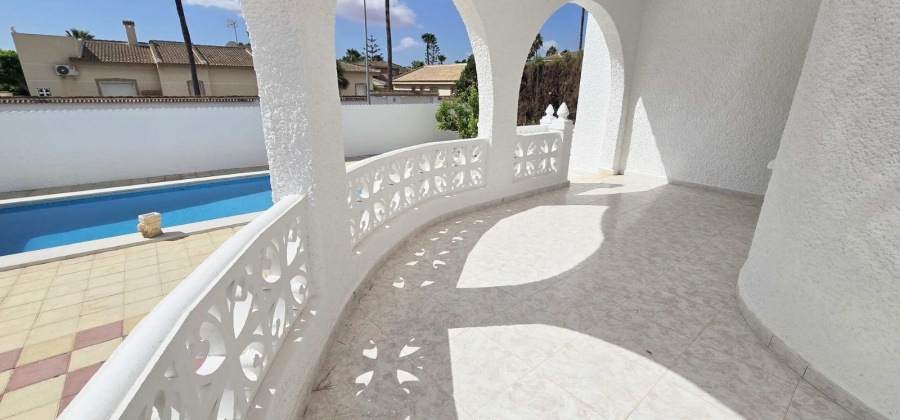 Ciudad Quesada, Alicante, 4 Bedrooms Bedrooms, ,2 BathroomsBathrooms,Villa,Resale,0,10353669145384896