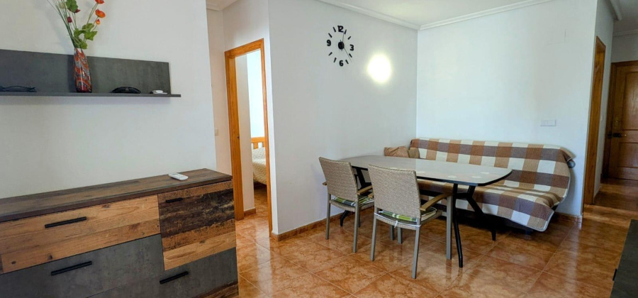 Torrevieja, Alicante, 2 Bedrooms Bedrooms, ,1 BathroomBathrooms,Apartment,Resale,0,75632160065418944