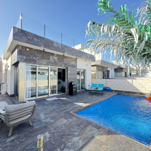 Villamartin, Alicante, 3 Bedrooms Bedrooms, ,2 BathroomsBathrooms,Villa,Resale,0,103186152879195056