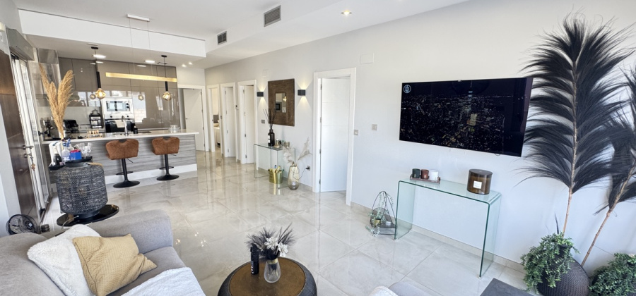 Villamartin, Alicante, 3 Bedrooms Bedrooms, ,2 BathroomsBathrooms,Villa,Resale,0,103186152879195056