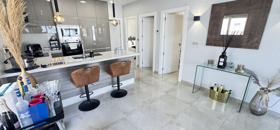 Villamartin, Alicante, 3 Bedrooms Bedrooms, ,2 BathroomsBathrooms,Villa,Resale,0,103186152879195056