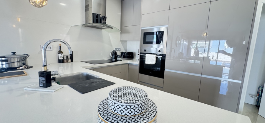 Villamartin, Alicante, 3 Bedrooms Bedrooms, ,2 BathroomsBathrooms,Villa,Resale,0,103186152879195056