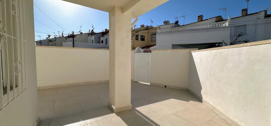 Torrevieja, Alicante, 2 Bedrooms Bedrooms, ,1 BathroomBathrooms,Apartment,Resale,0,75632107392563616 Torrevieja, Alicante, 2 Bedrooms Bedrooms, ,1 BathroomBathrooms,Apartment,Resale,0,75632107392563616