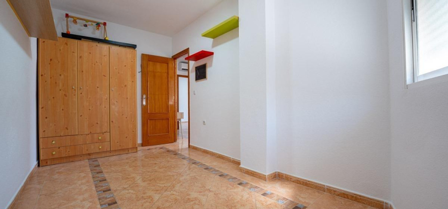 Torrevieja, Alicante, 2 Bedrooms Bedrooms, ,1 BathroomBathrooms,Apartment,Resale,0,75632138112297648