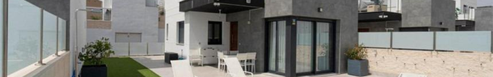 Torrevieja, Alicante, 3 Bedrooms Bedrooms, ,3 BathroomsBathrooms,Villa,Resale,0,75632559695558064
