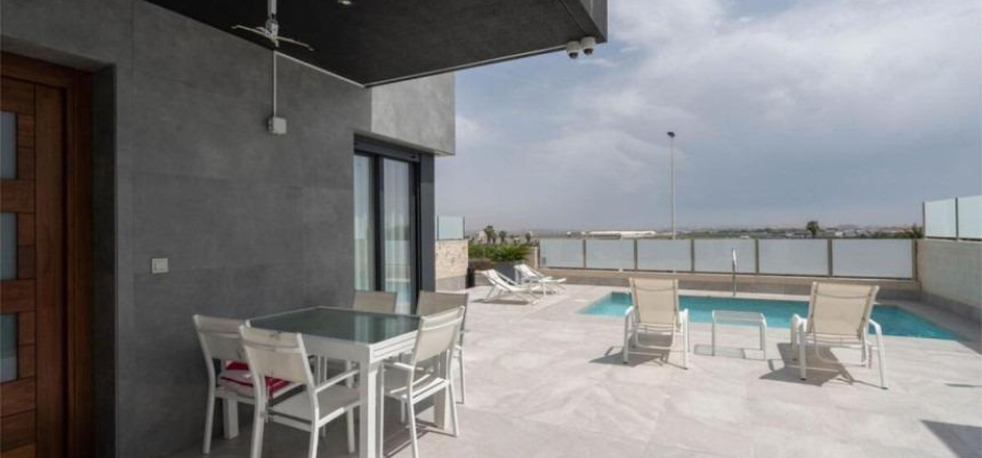 Torrevieja, Alicante, 3 Bedrooms Bedrooms, ,3 BathroomsBathrooms,Villa,Resale,0,75632559695558064 Torrevieja, Alicante, 3 Bedrooms Bedrooms, ,3 BathroomsBathrooms,Villa,Resale,0,75632559695558064