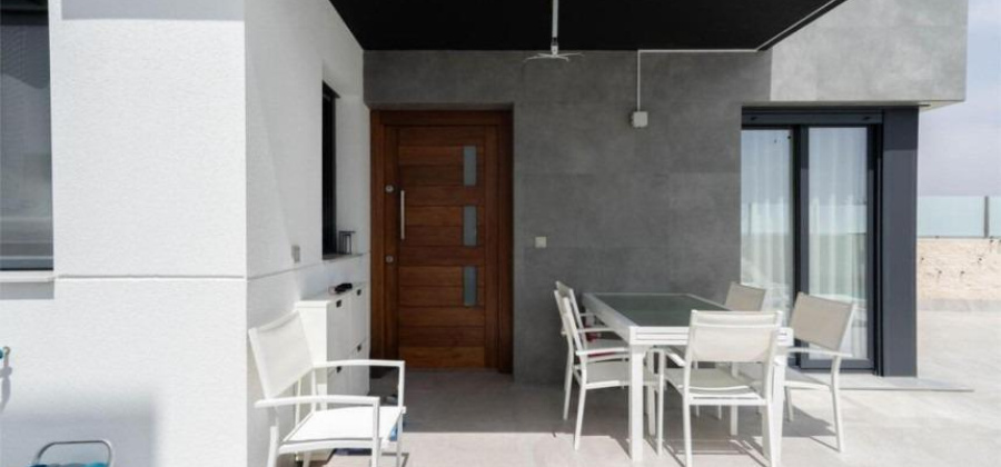 Torrevieja, Alicante, 3 Bedrooms Bedrooms, ,3 BathroomsBathrooms,Villa,Resale,0,75632559695558064 Torrevieja, Alicante, 3 Bedrooms Bedrooms, ,3 BathroomsBathrooms,Villa,Resale,0,75632559695558064