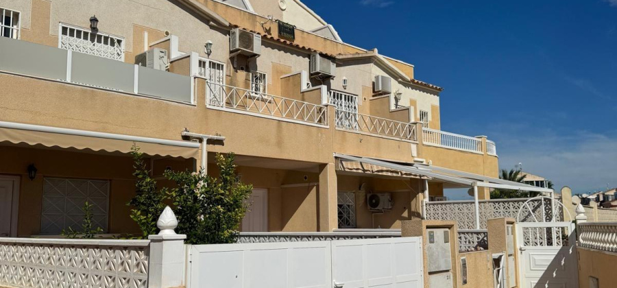 Torrevieja, Alicante, 2 Bedrooms Bedrooms, ,2 BathroomsBathrooms,Villa,Resale,0,7563273559791320 Torrevieja, Alicante, 2 Bedrooms Bedrooms, ,2 BathroomsBathrooms,Villa,Resale,0,7563273559791320