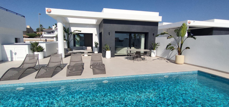 Rojales, Alicante, 5 Bedrooms Bedrooms, ,3 BathroomsBathrooms,Villa,New,0,209559224010623136